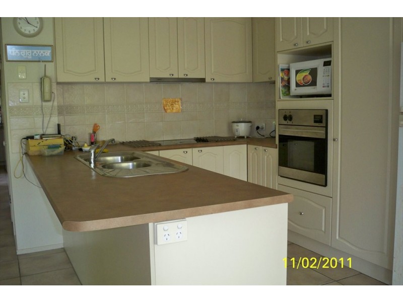 Crestwood Drive, Molendinar QLD 4214