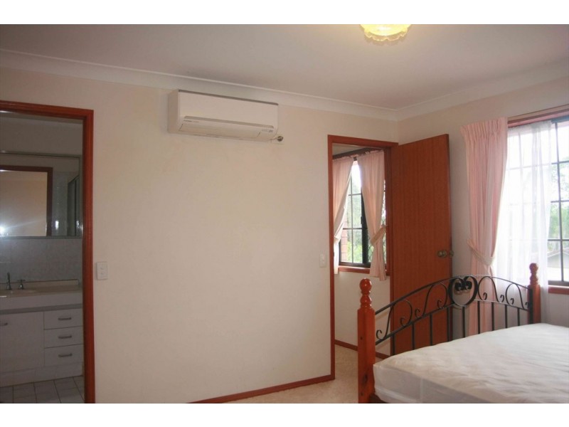 Hoover Court, Stretton QLD 4116
