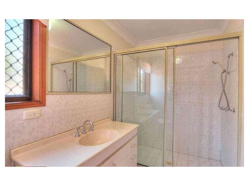 Hoover Court, Stretton QLD 4116