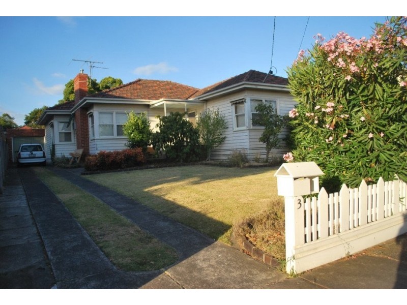 Duncan, Box Hill VIC 3128
