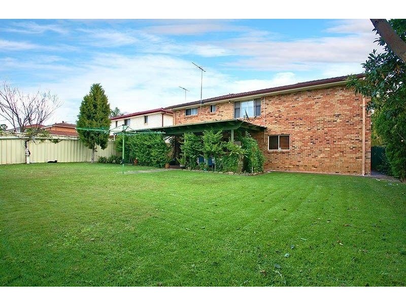 Quakers Hill Parkway, Quakers Hill NSW 2763