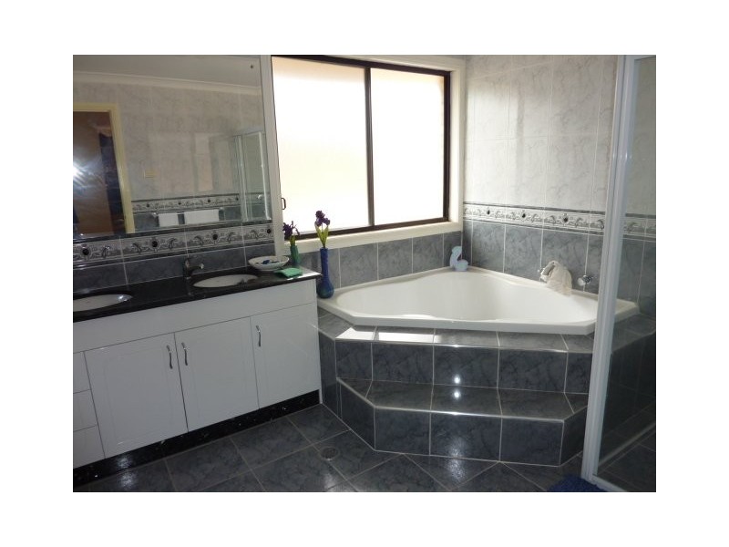 GEEBUNG COURT, Sandy Point NSW 2172