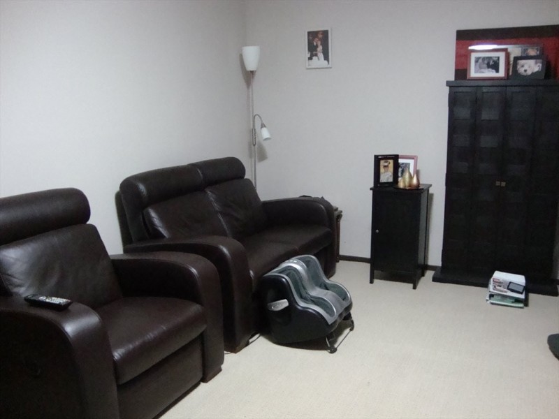 Warralong Ave, Greensborough VIC 3088