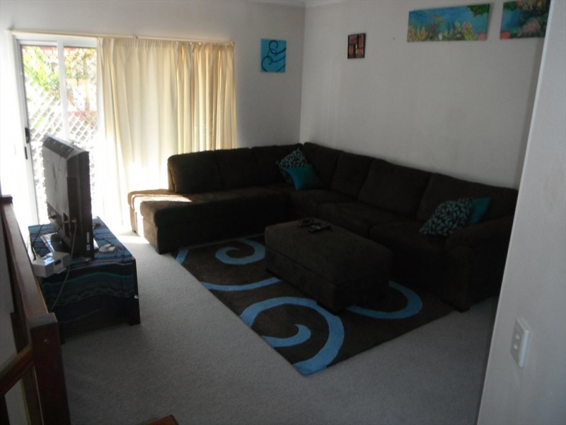 Duporth Av, Maroochydore QLD 4558
