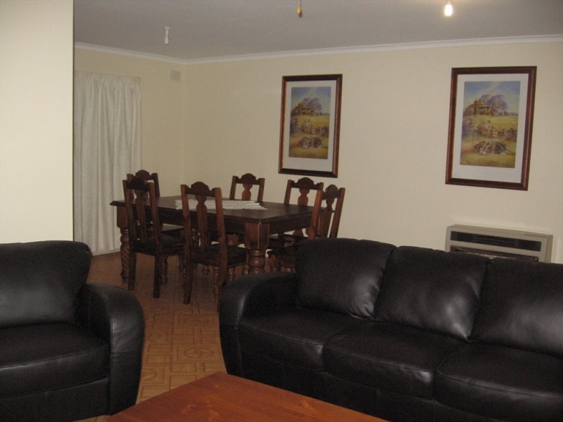 Earl Ave, Salisbury East SA 5109