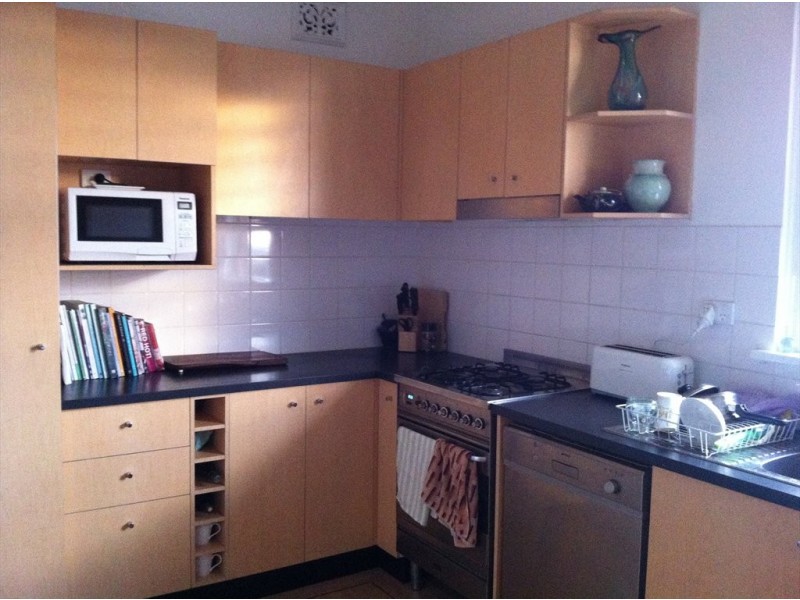 Alma Rd, St Kilda East VIC 3183