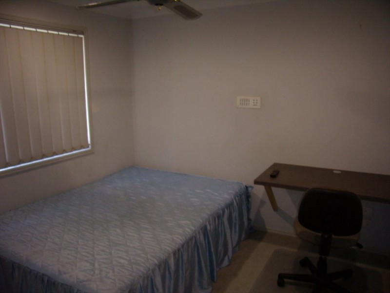 longcove pl, Parkwood QLD 4214