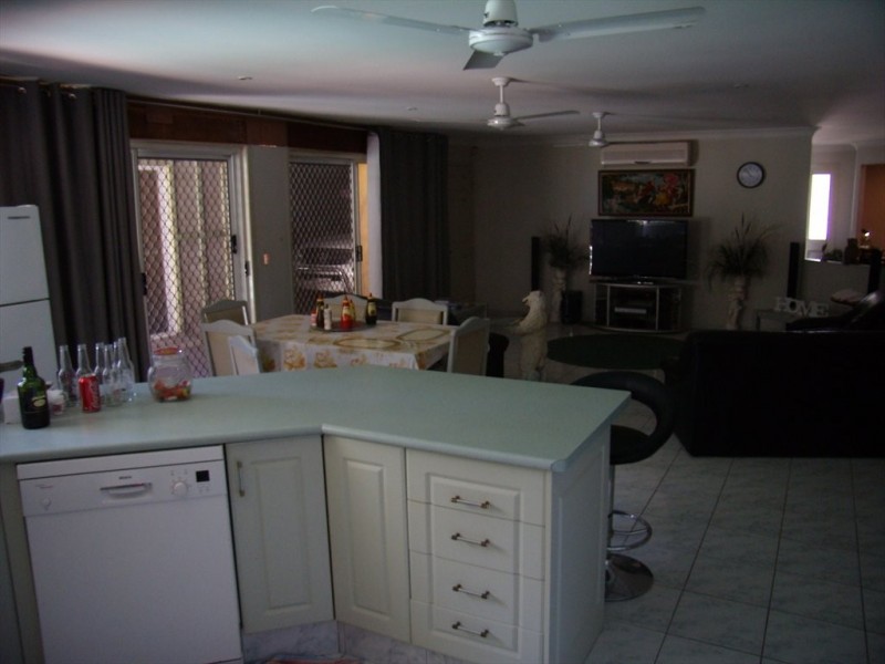longcove pl, Parkwood QLD 4214