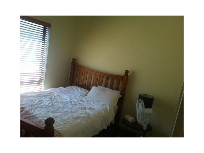 Nankeen Avenue, Paradise Point QLD 4216
