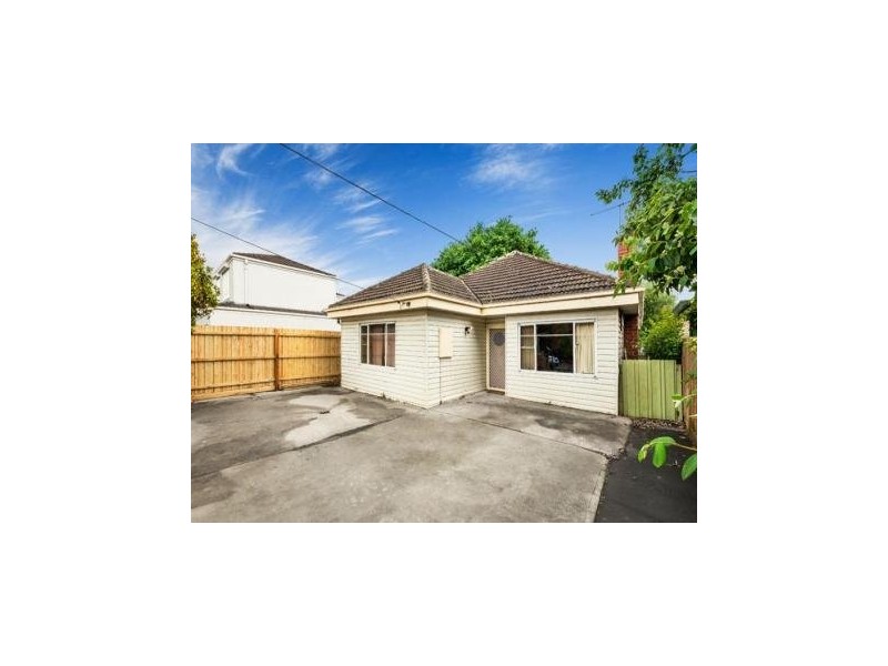 Burnett St, Mitcham VIC 3132