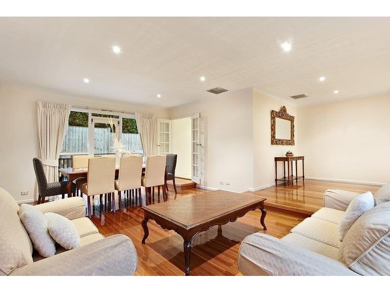 dellfield drive, Templestowe Lower VIC 3107