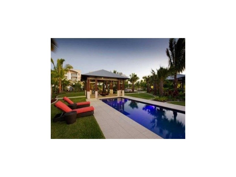 Grand Parade, Parrearra QLD 4575