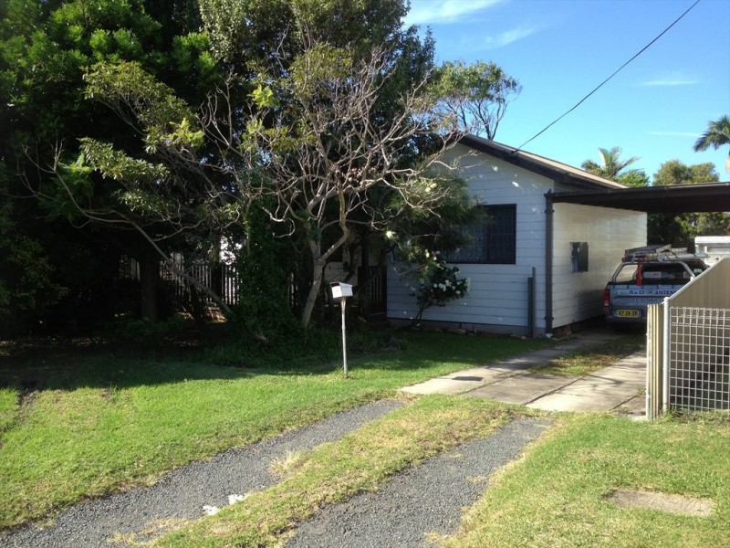 Aldridge Ave, East Corrimal NSW 2518