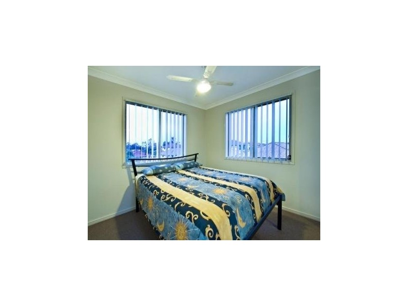 Oakmont, Oxley QLD 4075