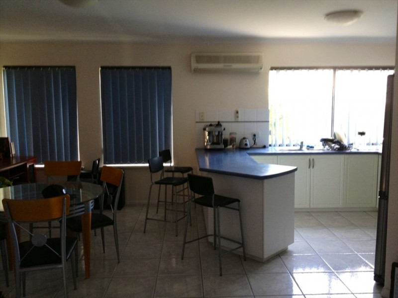 Pingrup Lane, Scarborough WA 6019