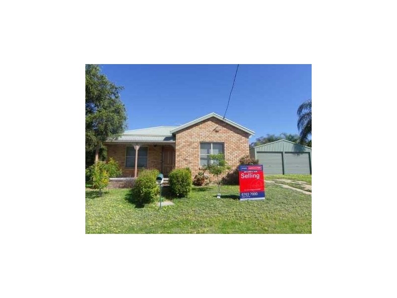 Carole Drive, Tamworth NSW 2340