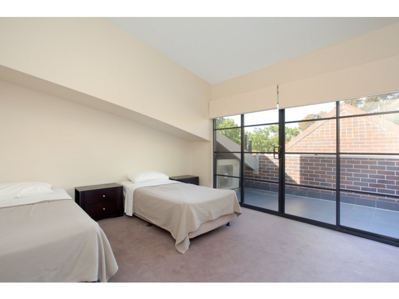 Wentworth park road, Pyrmont NSW 2009