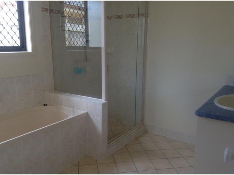 Mapleton Cres, Forest Lake QLD 4078