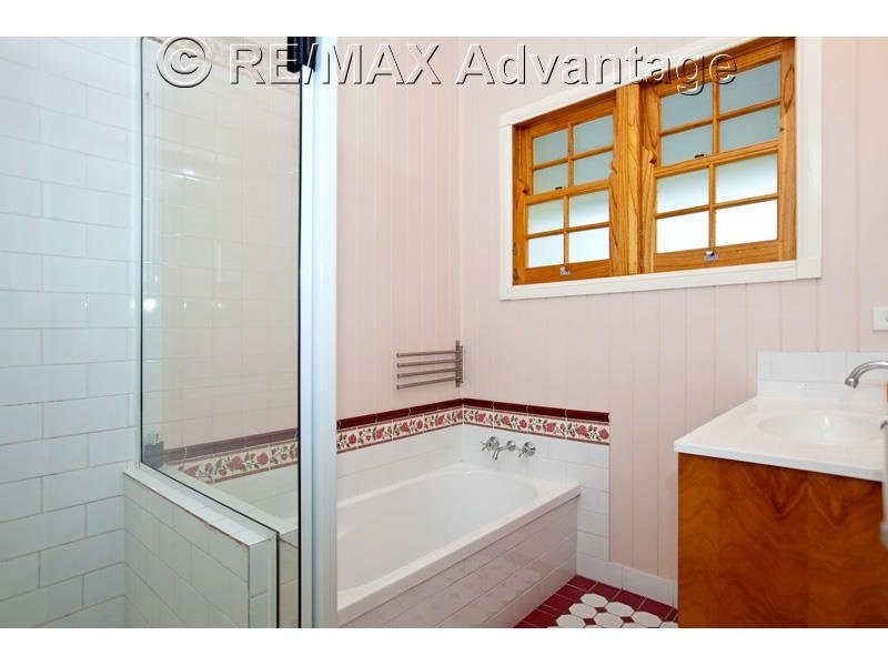 west avenue, Wynnum QLD 4178