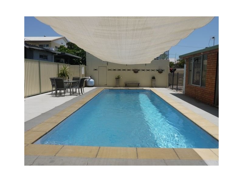 Streeter Avenue, West Mackay QLD 4740