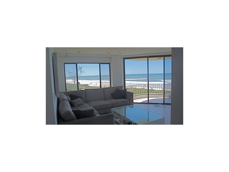 Old burleigh road, Surfers Paradise QLD 4217