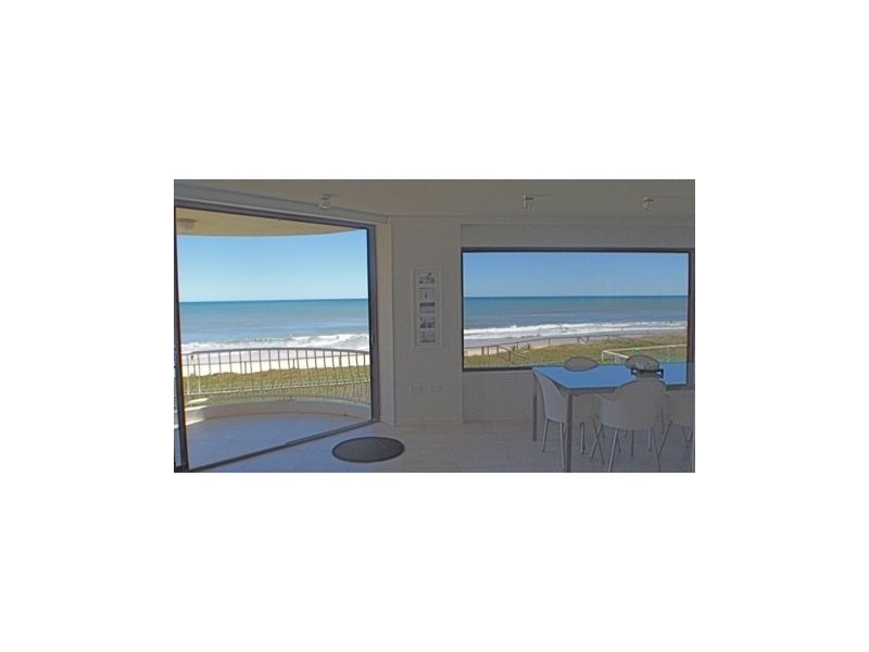 Old burleigh road, Surfers Paradise QLD 4217