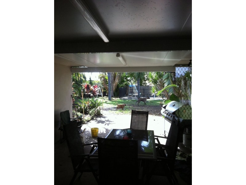mcewens beach rd, Ooralea QLD 4740