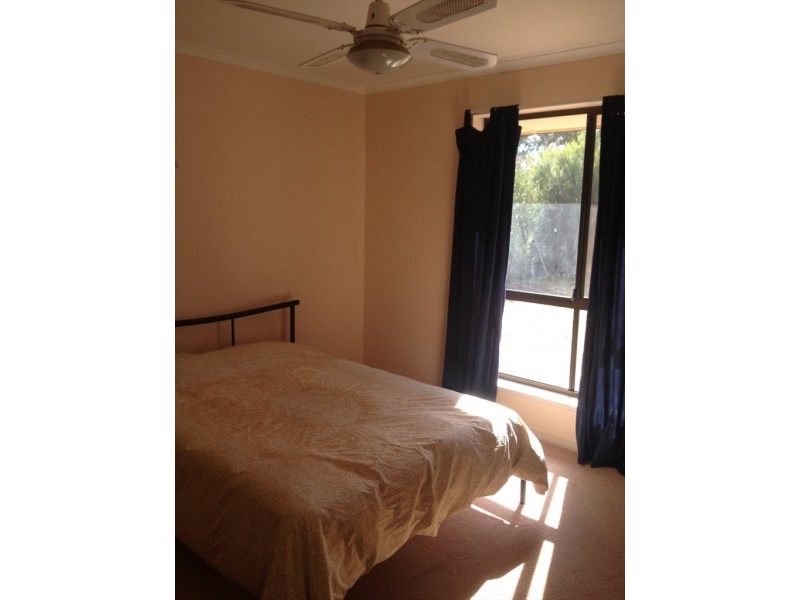 Vendale Drive, Flagstaff Hill SA 5159