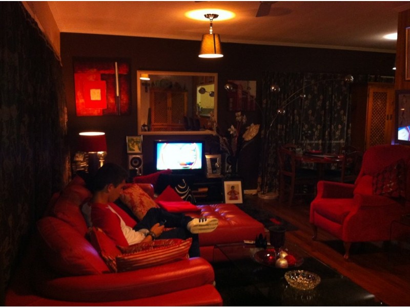 Whiting street, Labrador QLD 4215