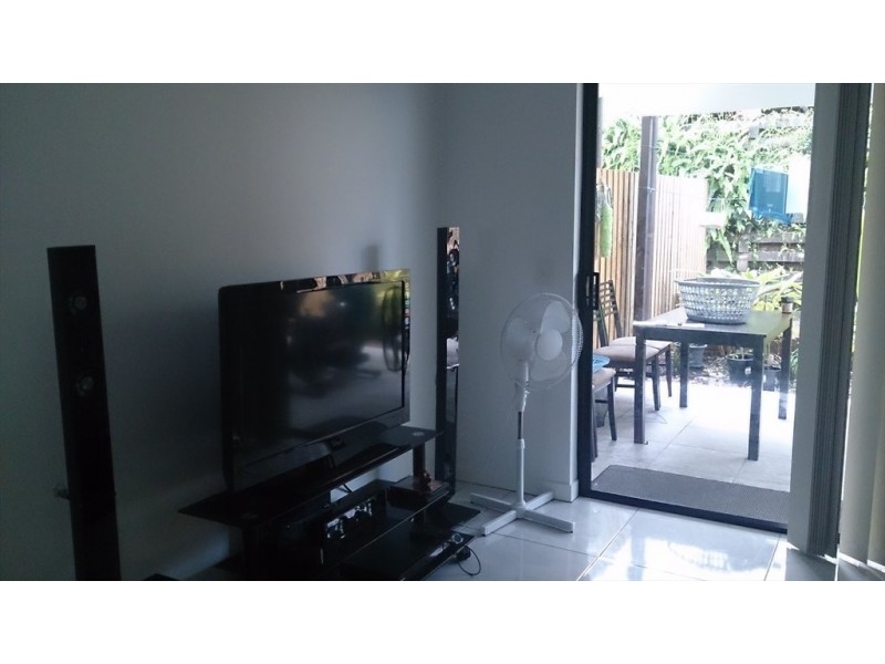 lutana st, Stafford QLD 4053