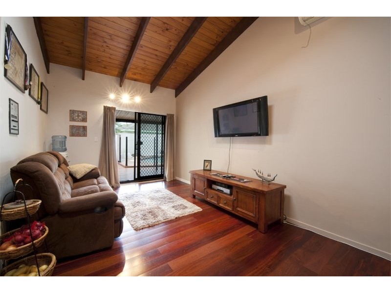 latrobe ave, Helensvale QLD 4212