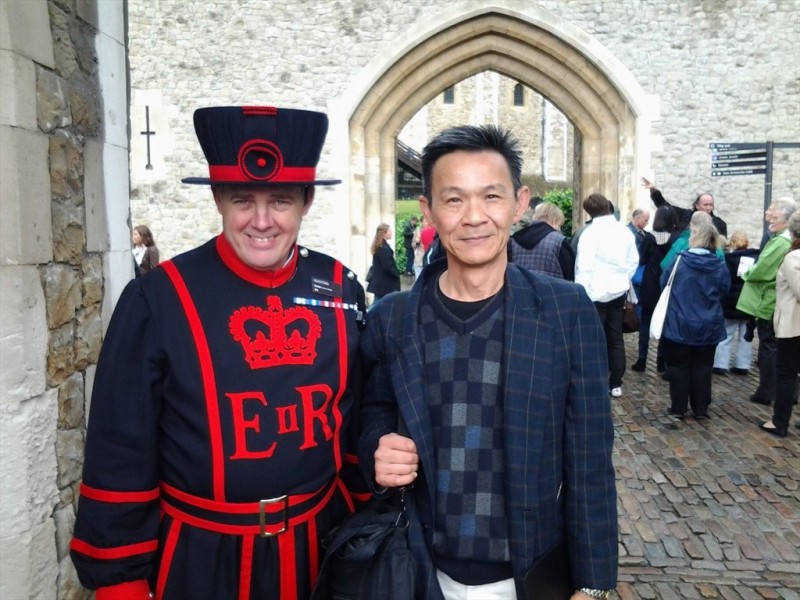 Chichester Drive, Arundel QLD 4214