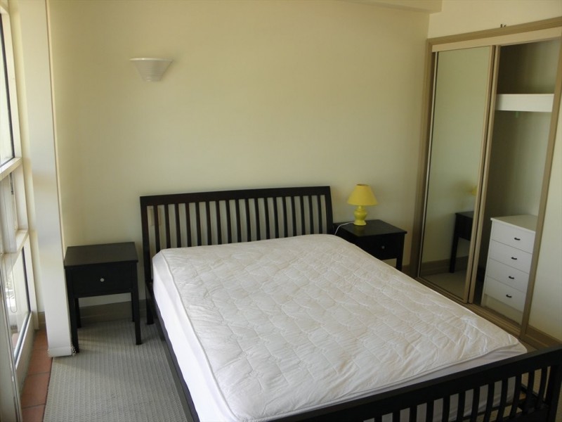 Chichester Drive, Arundel QLD 4214