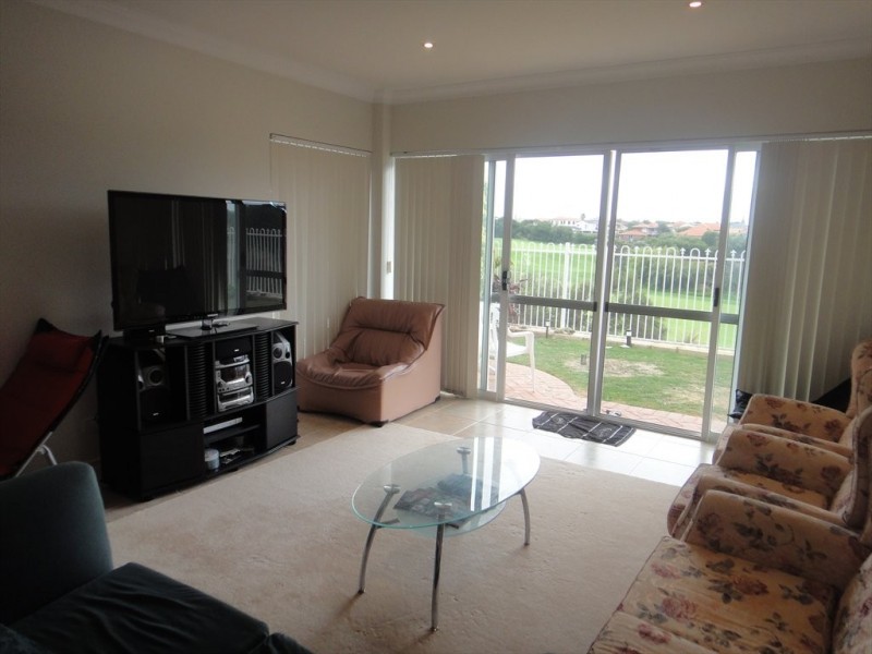 Canterbury Circle, Currambine WA 6028