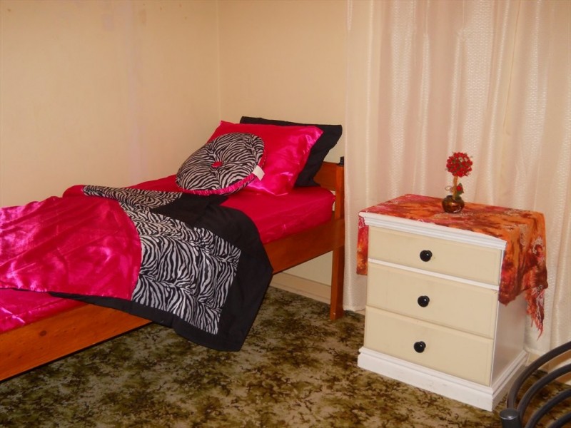 Warren Court, Oaklands Park SA 5046