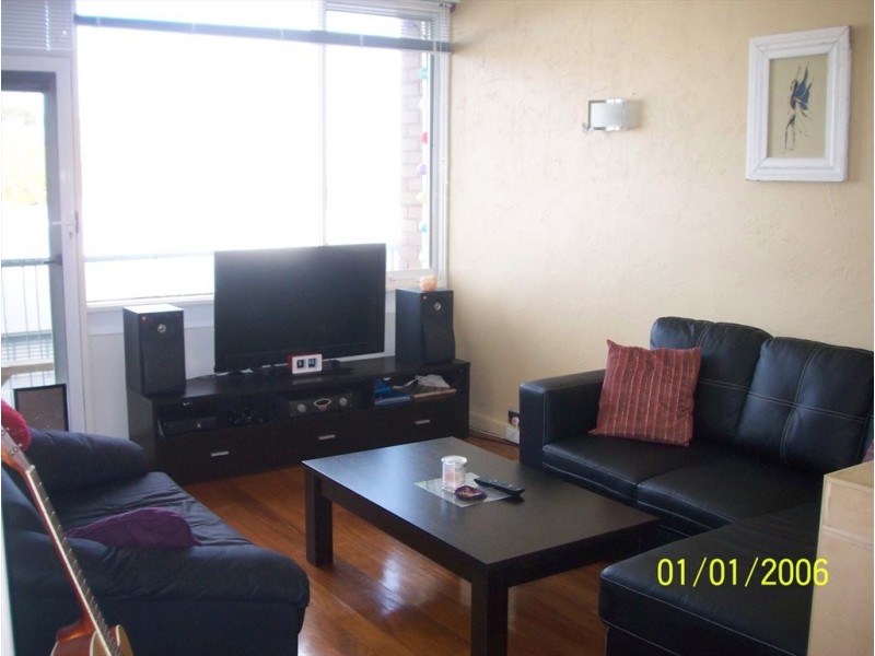 Selwyn Ave, Elwood VIC 3184
