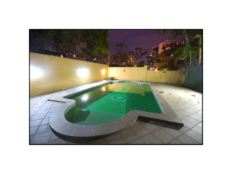 Cairns, Brisbane QLD 4000