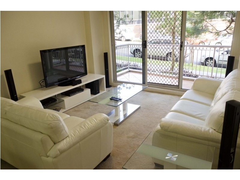 Dalmeny Avenue, Rosebery NSW 2018