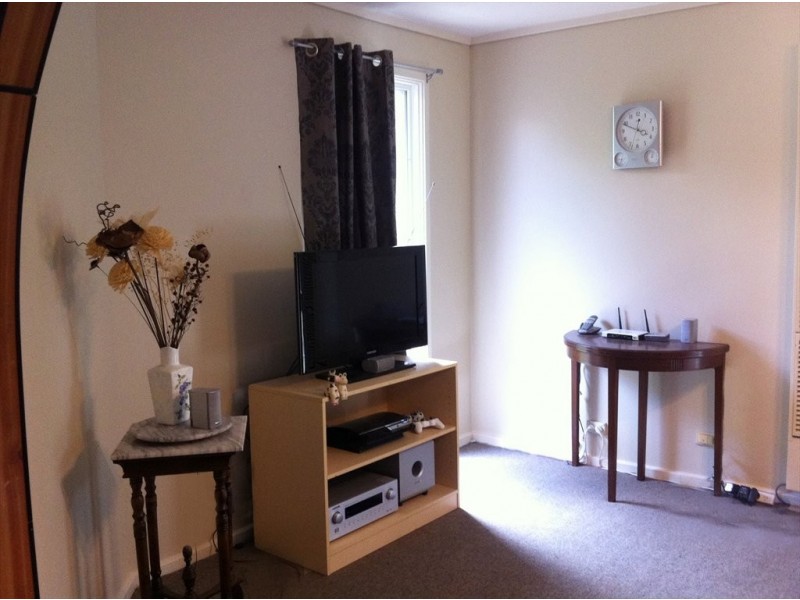 Mcinnes St, Weston ACT 2611