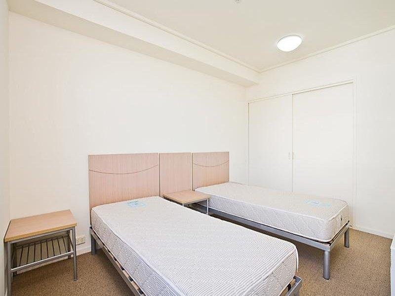 swanston, Carlton VIC 3053