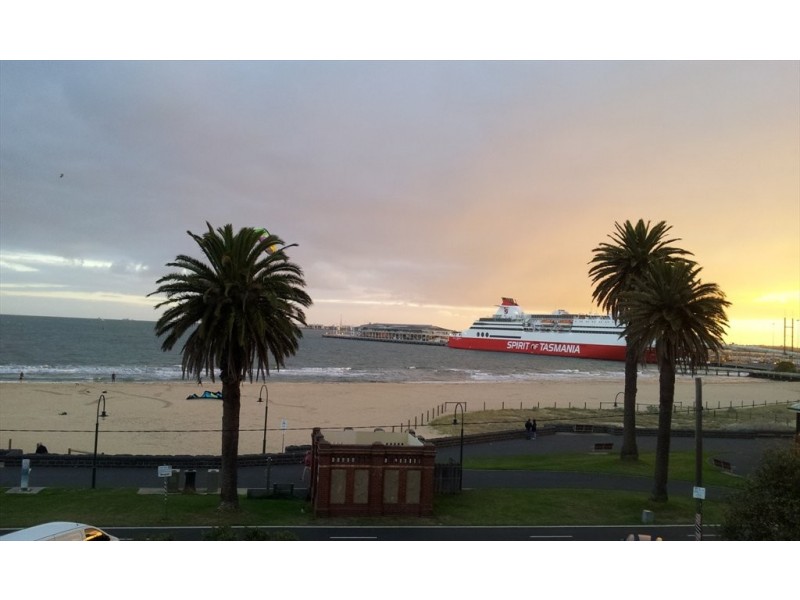 Beach st, Port Melbourne VIC 3207