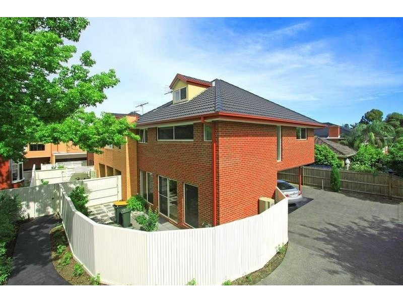elgar road, Box Hill VIC 3128