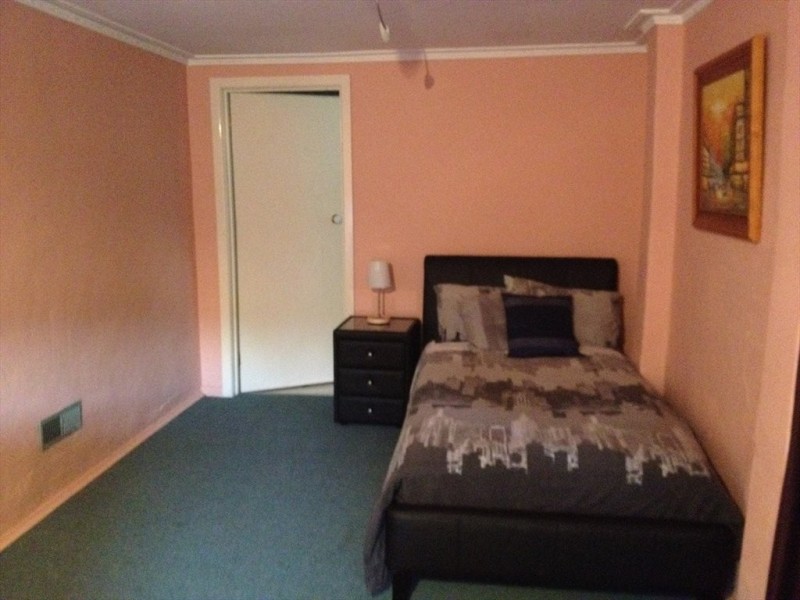 springvale rd, Forest Hill VIC 3131