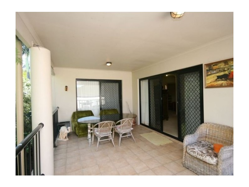 vulture st, East Brisbane QLD 4169