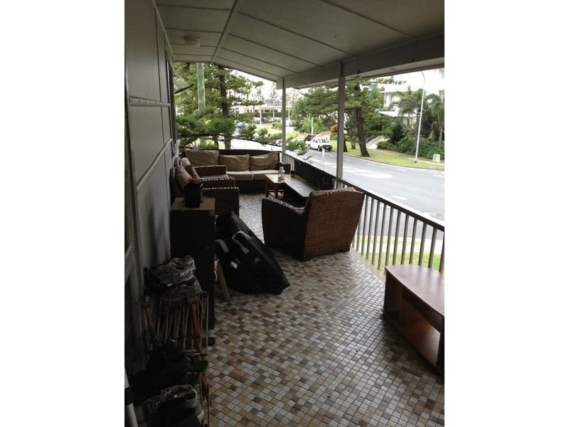 Old Burleigh road, Broadbeach QLD 4218