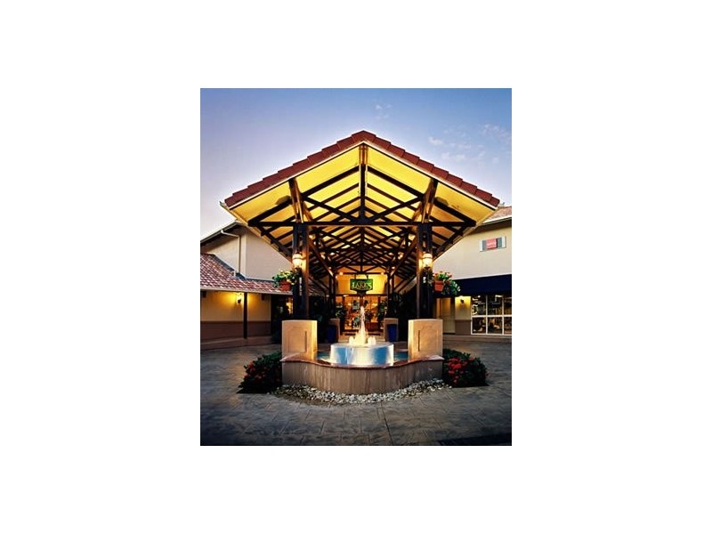 THE LAKES RESORT AND SPA, Cairns North QLD 4870