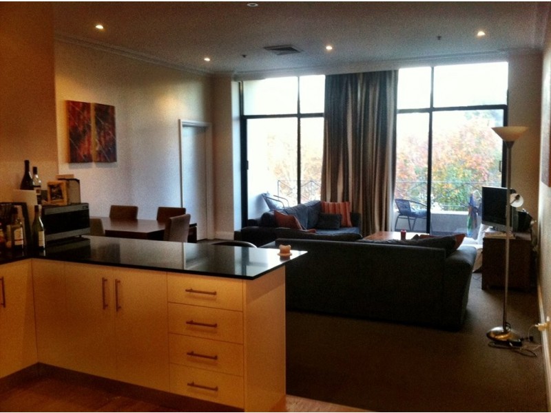 dowling street, Woolloomooloo NSW 2011