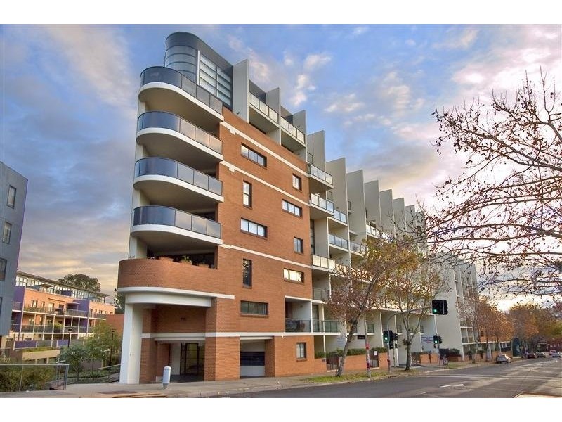 Carillon Ave, Newtown NSW 2042