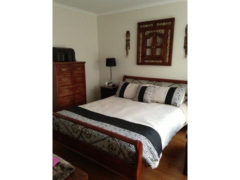 balaclava ave, Altona Meadows VIC 3028