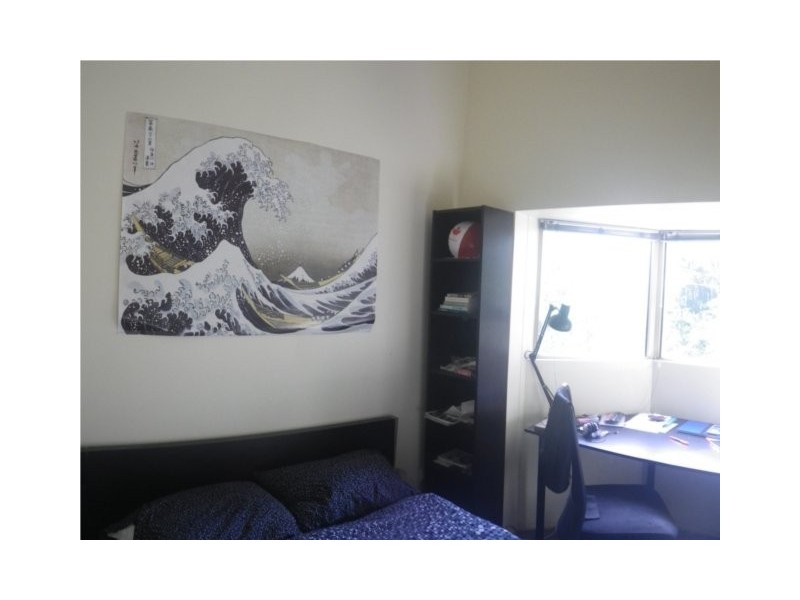 Clarence Rd, Indooroopilly QLD 4068